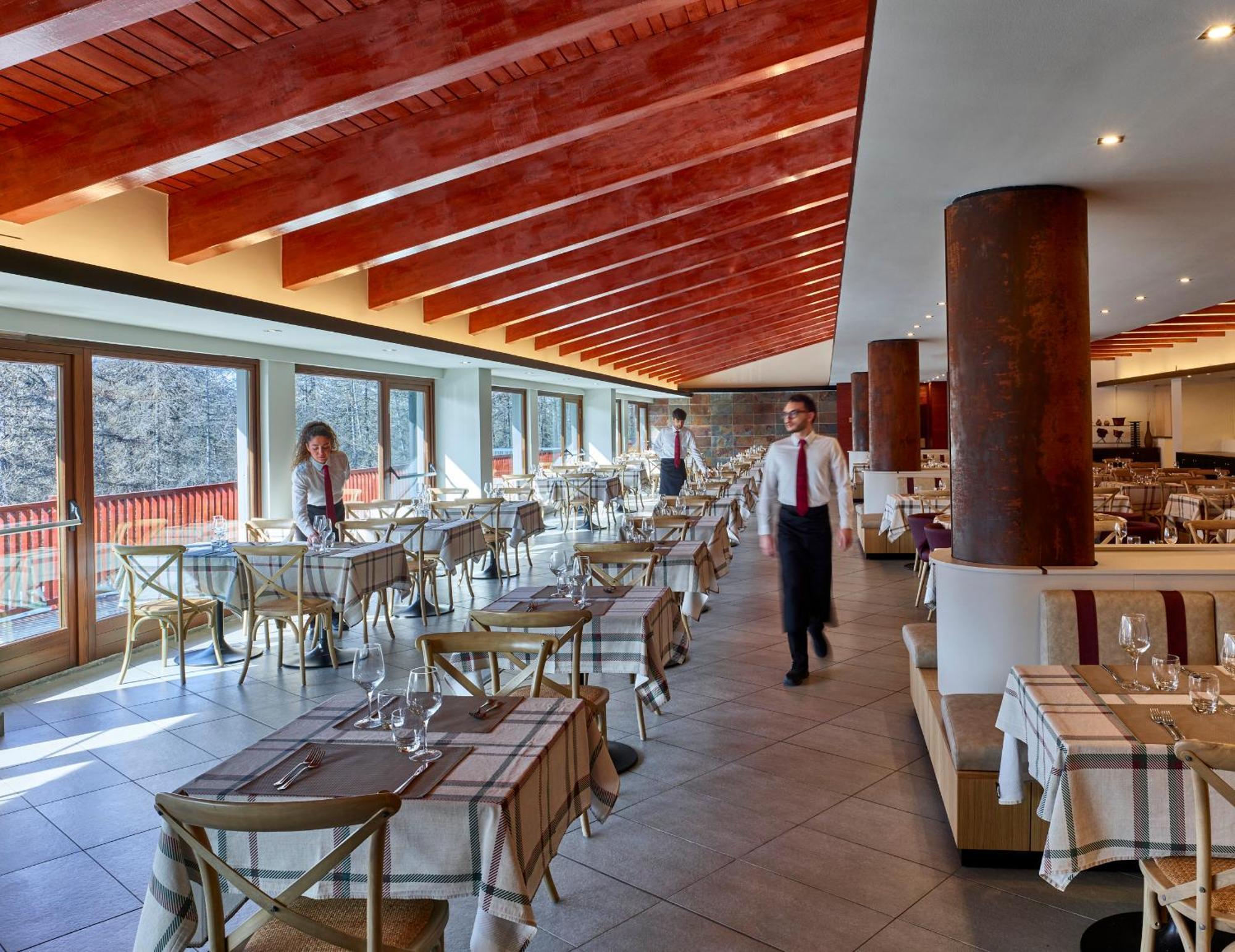 Hotel Sansicario Majestic Cesana Torinese Luaran gambar